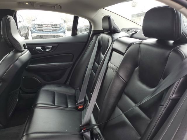 Used 2024 Volvo S60 B5 Core image 30