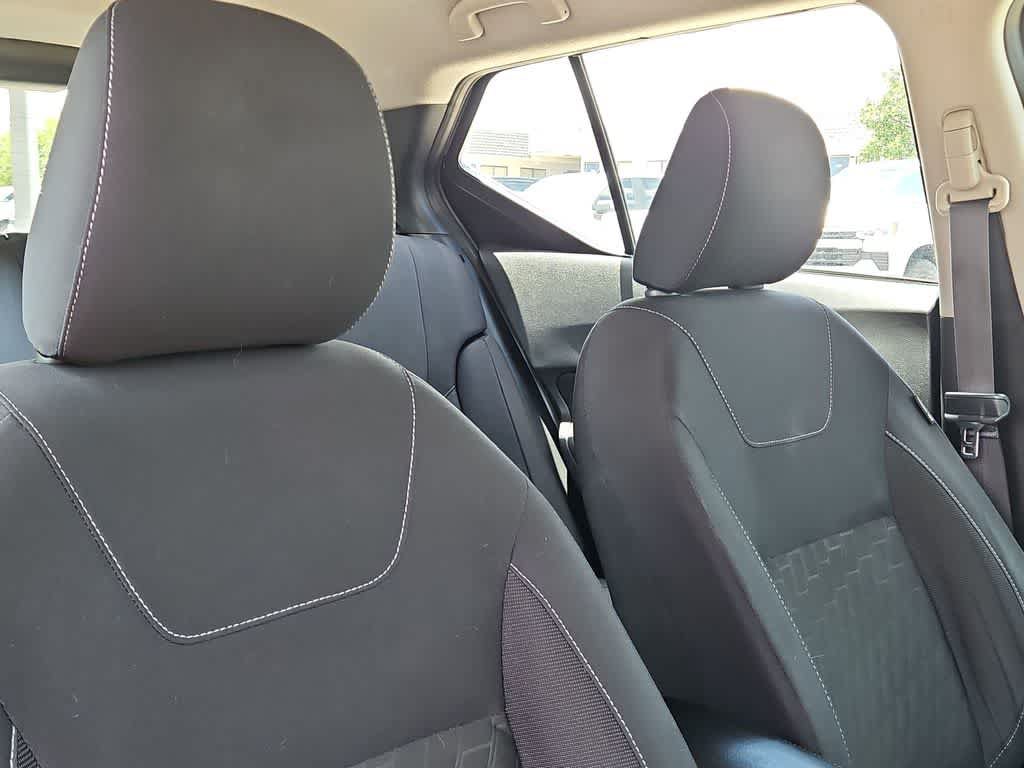 Used 2023 Nissan Kicks SV FWD image 18