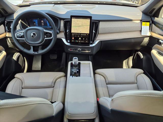 New 2026 Volvo XC90 T8 Ultra w/ Protection Package AWD/4WD image 11