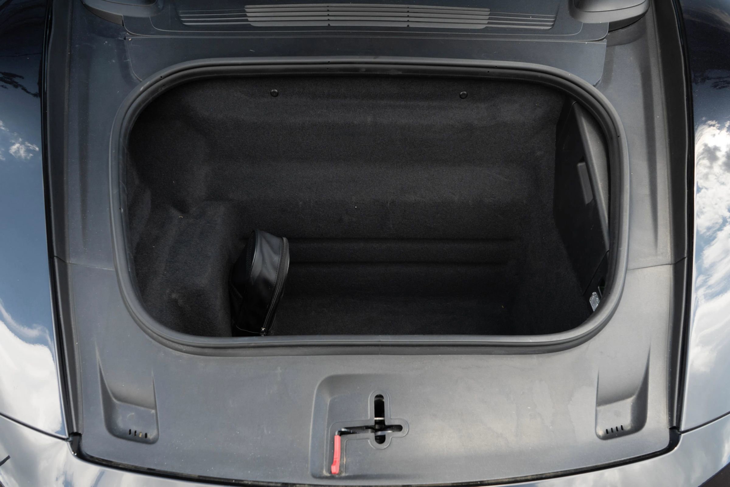 Used 2021 Porsche 911 Turbo image 67