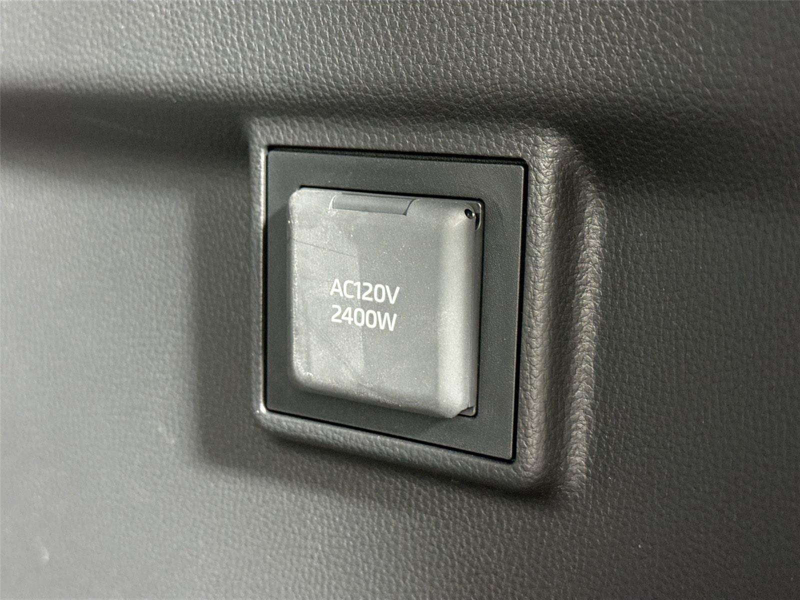 Used 2025 Toyota Land Cruiser w/ Premium Package AWD/4WD image 39