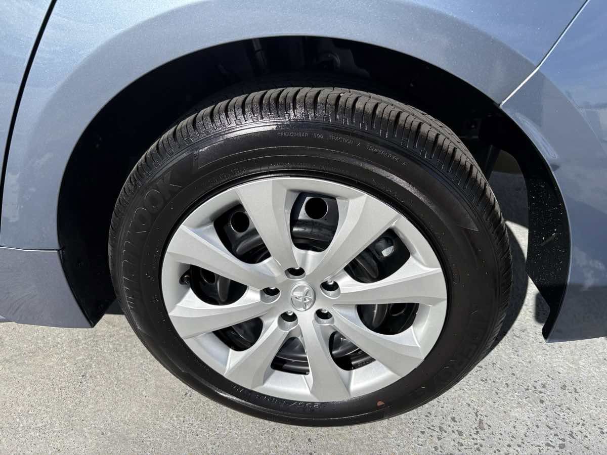 Used 2025 Toyota Corolla LE image 8