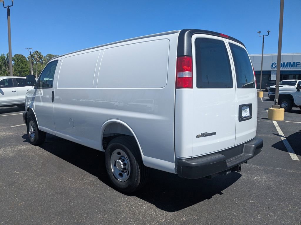 New 2025 Chevrolet Express 2500 w/ Driver Convenience Package RWD image 6