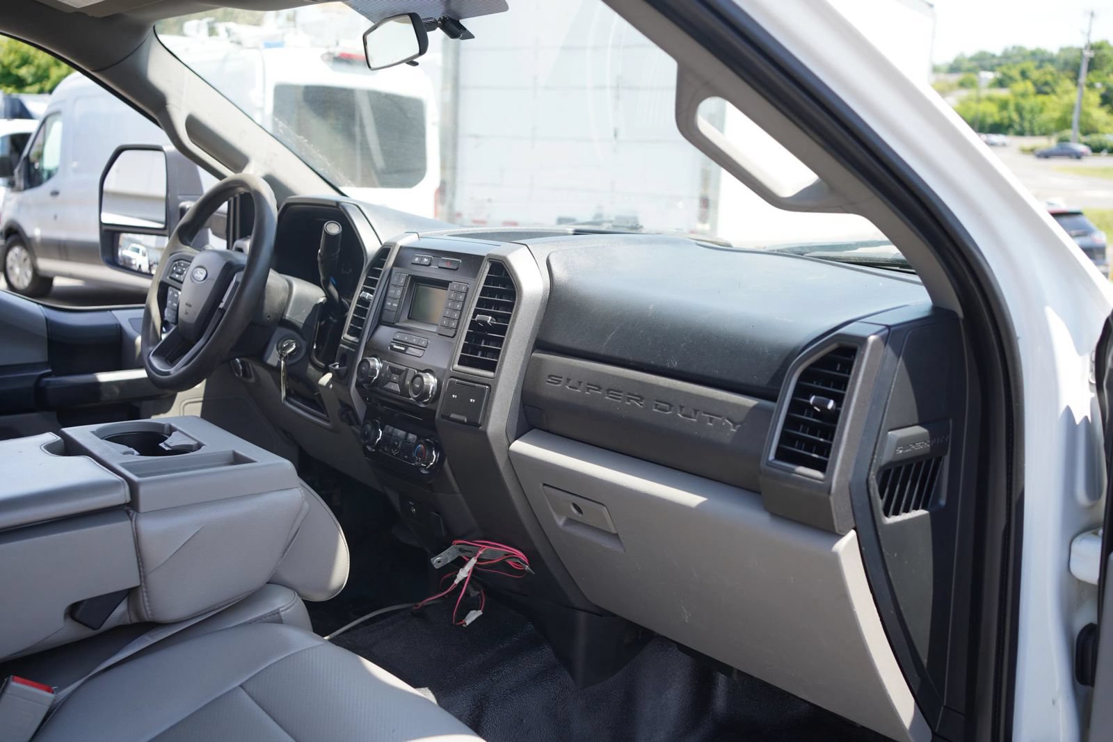 Used 2018 Ford F450 XL w/ Power Equipment Group RWD image 3