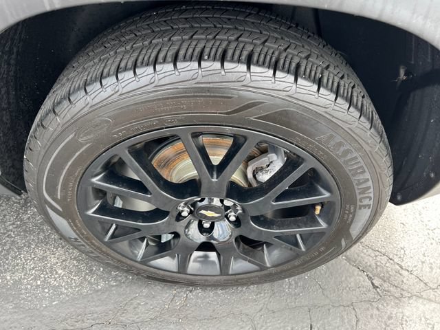 Used 2020 Chevrolet Trax LT w/ LT Convenience Package AWD/4WD image 26