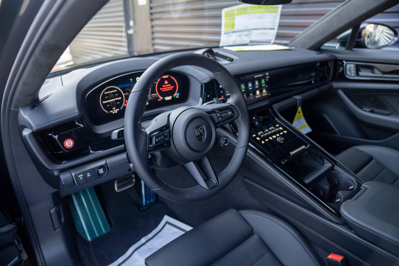 New 2026 Porsche Panamera Turbo AWD/4WD image 4