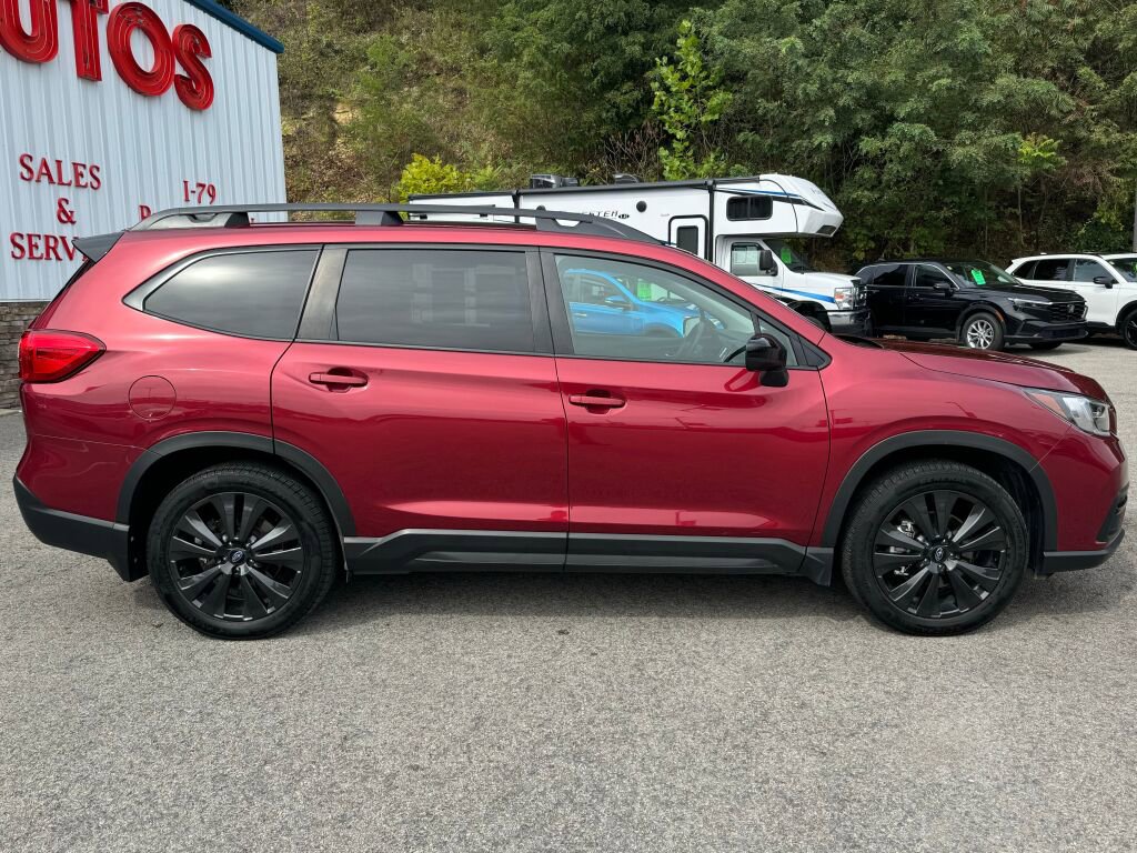 Used 2022 Subaru Ascent Onyx Edition image 8