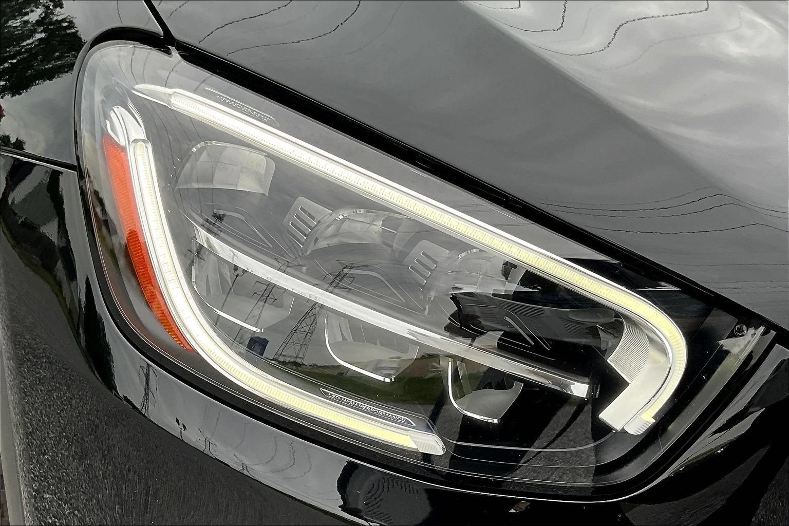 Used 2022 Mercedes-Benz GLC 300 w/ Premium Package Lite image 30