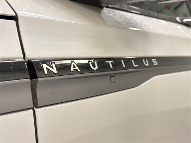 Certified 2024 Lincoln Nautilus Black Label w/ Jet Appearance Package (87T) image 15