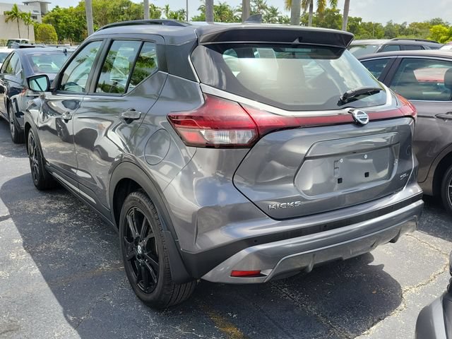 Used 2021 Nissan Kicks SR w/ SR Premium Package FWD image 4