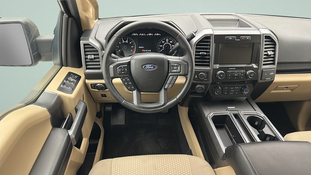 Used 2017 Ford F150 XLT w/ Equipment Group 302A Luxury AWD/4WD image 13