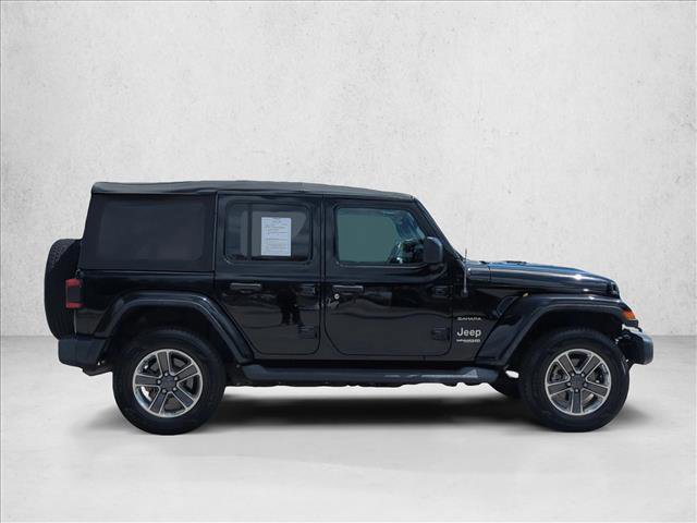 Used 2018 Jeep Wrangler Unlimited Sahara AWD/4WD video 4