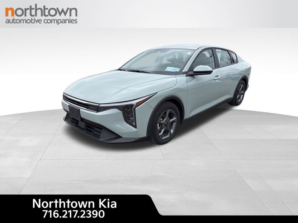Certified 2025 Kia K4 LXS