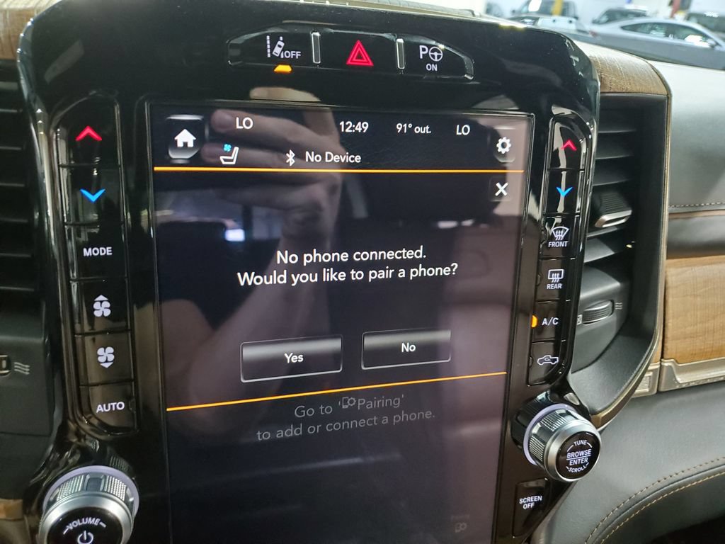 Used 2019 RAM 1500 Limited RWD image 34