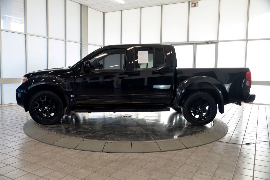 Used 2020 Nissan Frontier SV w/ Midnight Edition Floor Mats image 5