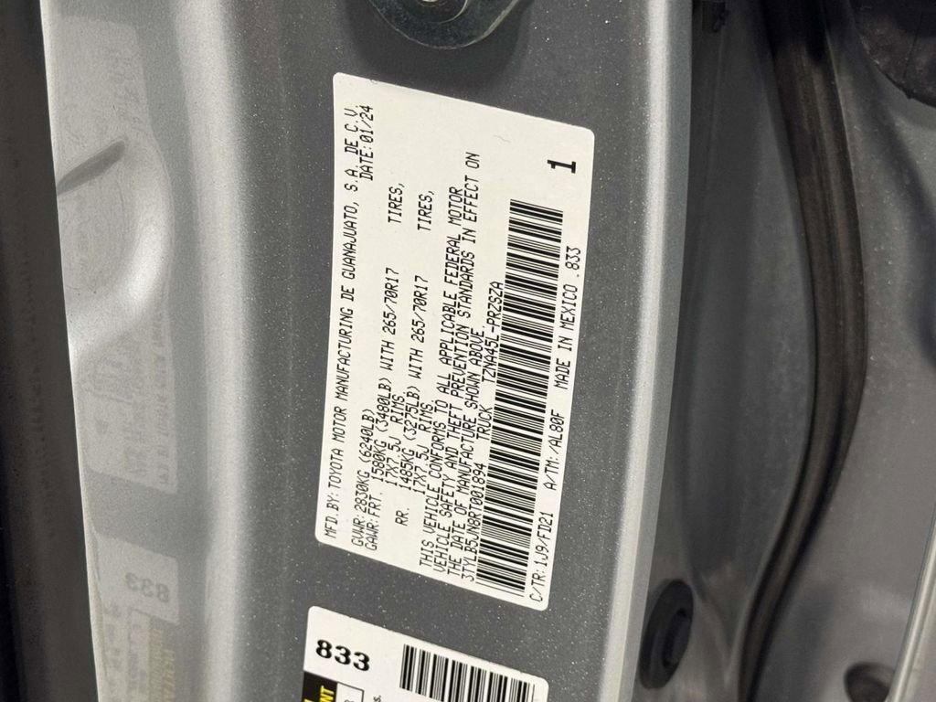 Used 2024 Toyota Tacoma TRD Off-Road image 30