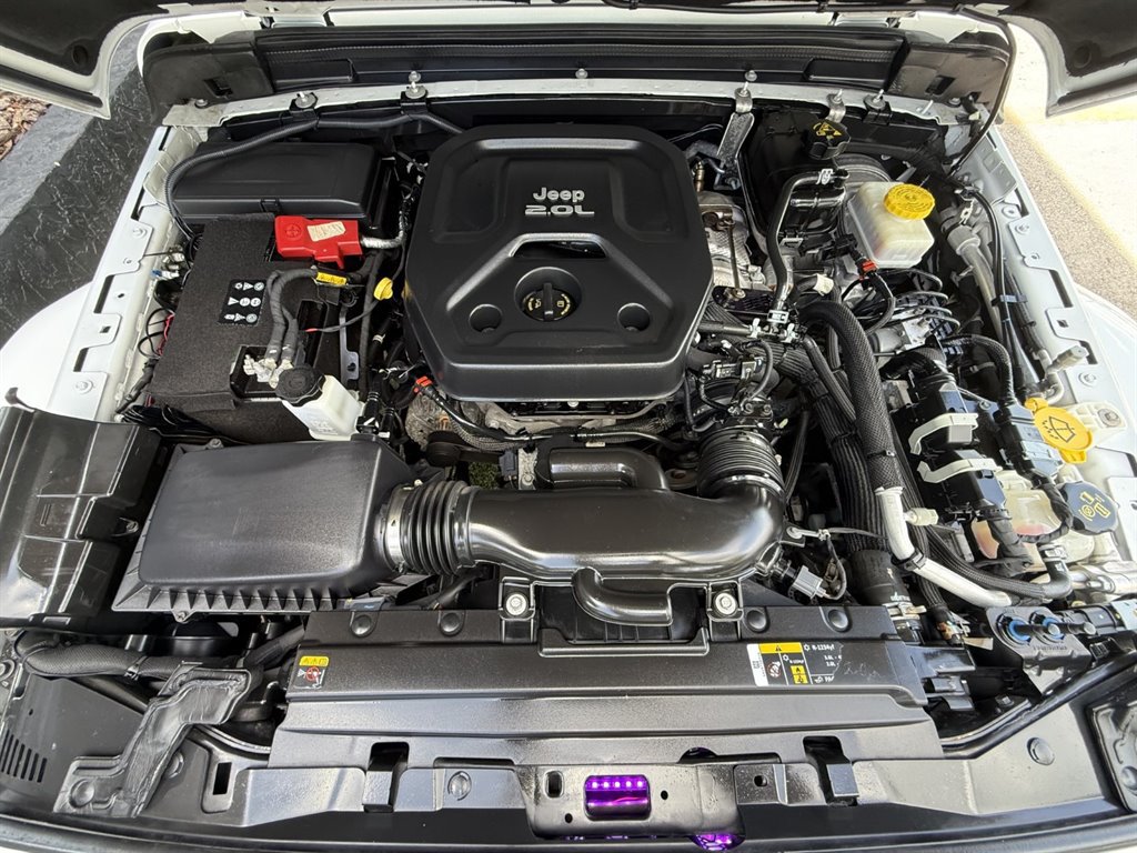 Used 2021 Jeep Wrangler Unlimited Sahara w/ Uconnect 4C Nav & Sound Group AWD/4WD image 33