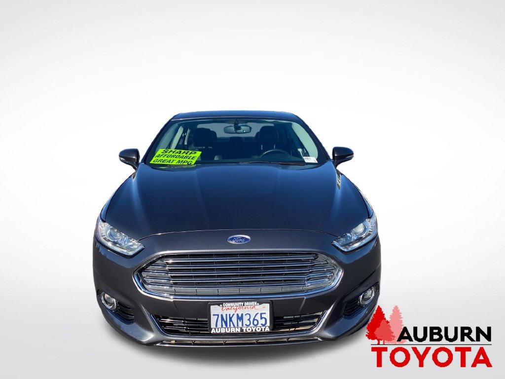 Used 2016 Ford Fusion Energi Titanium FWD image 2