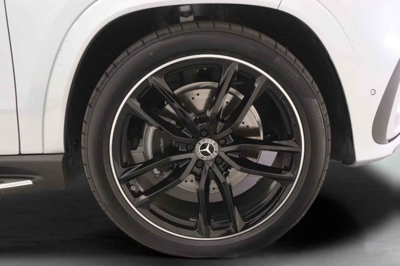 New 2026 Mercedes-Benz GLS 580 4MATIC image 11