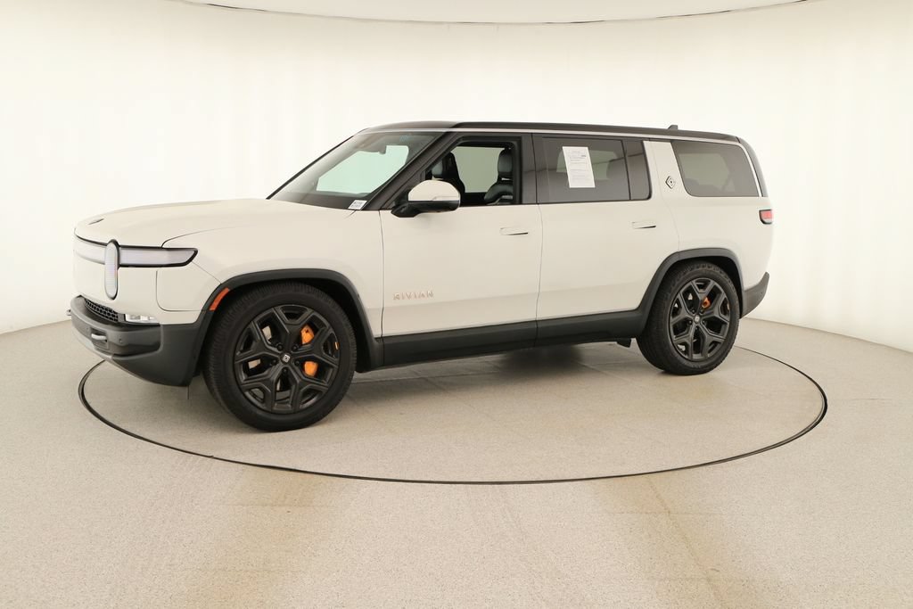Used 2024 Rivian R1S Adventure AWD/4WD image 13