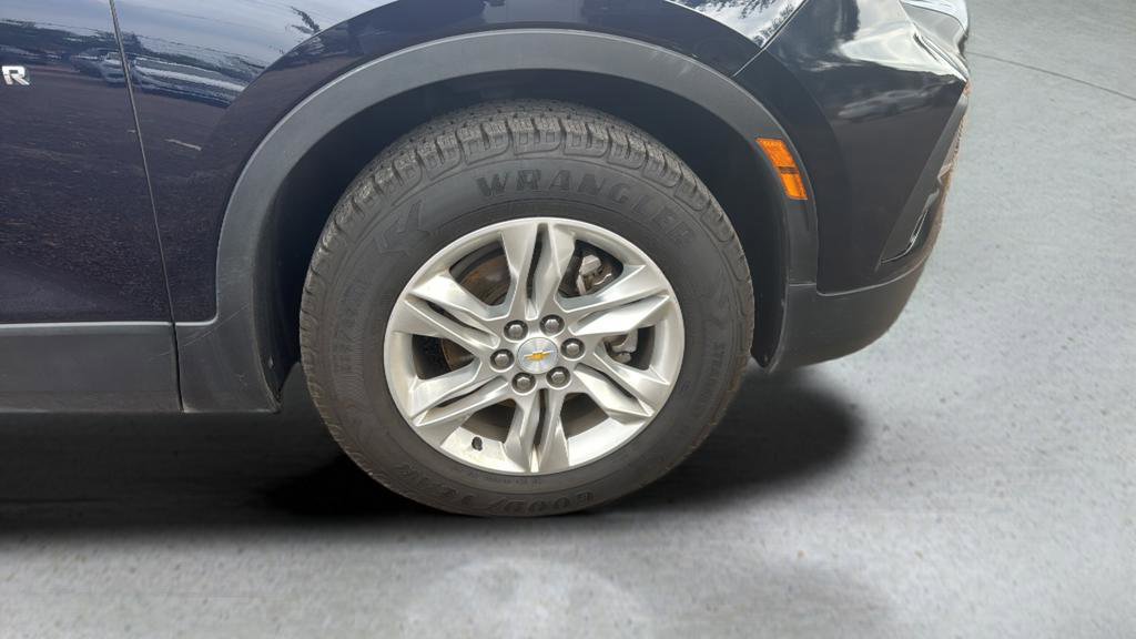 Used 2020 Chevrolet Blazer LT FWD image 21