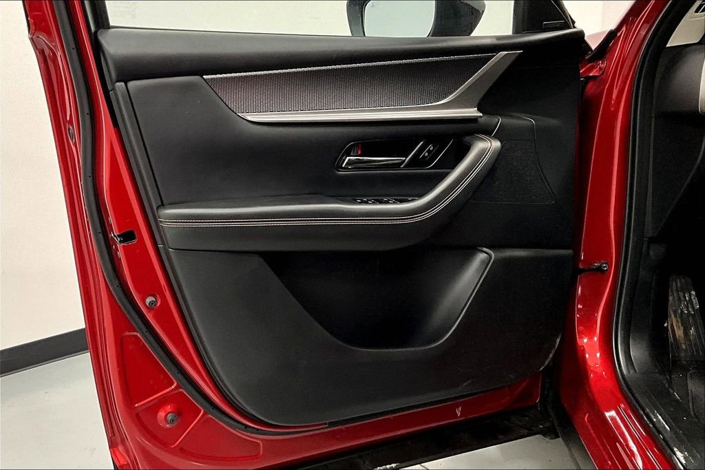 Used 2025 MAZDA CX-70 Plug-In Hybrid w/ Premium Pkg image 21