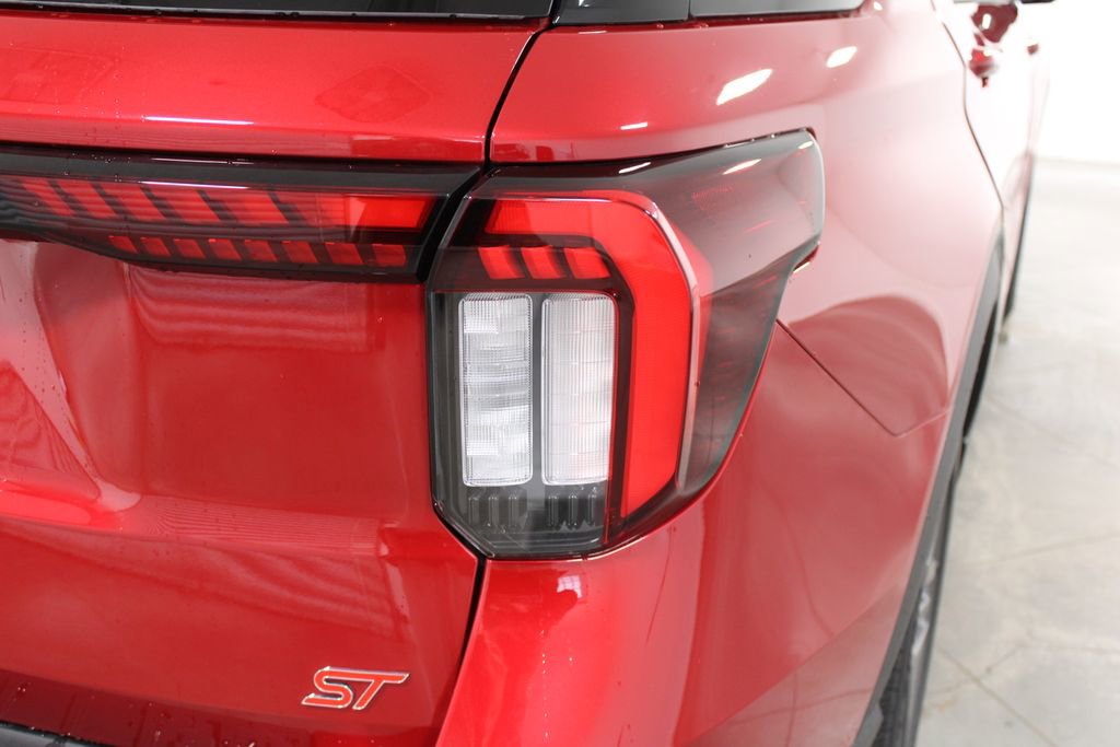 New 2026 Ford Explorer ST w/ Sun And Sound Package image 11
