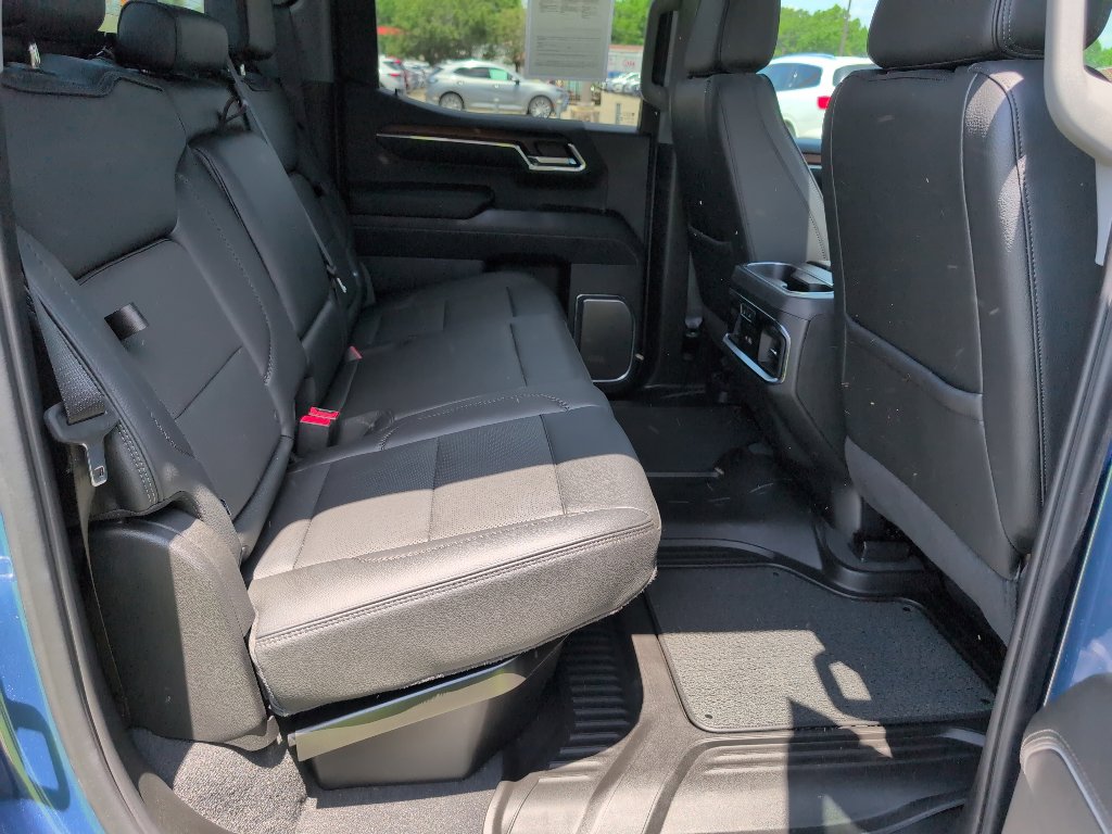 Used 2024 GMC Sierra 1500 Denali w/ Denali Reserve Package image 12