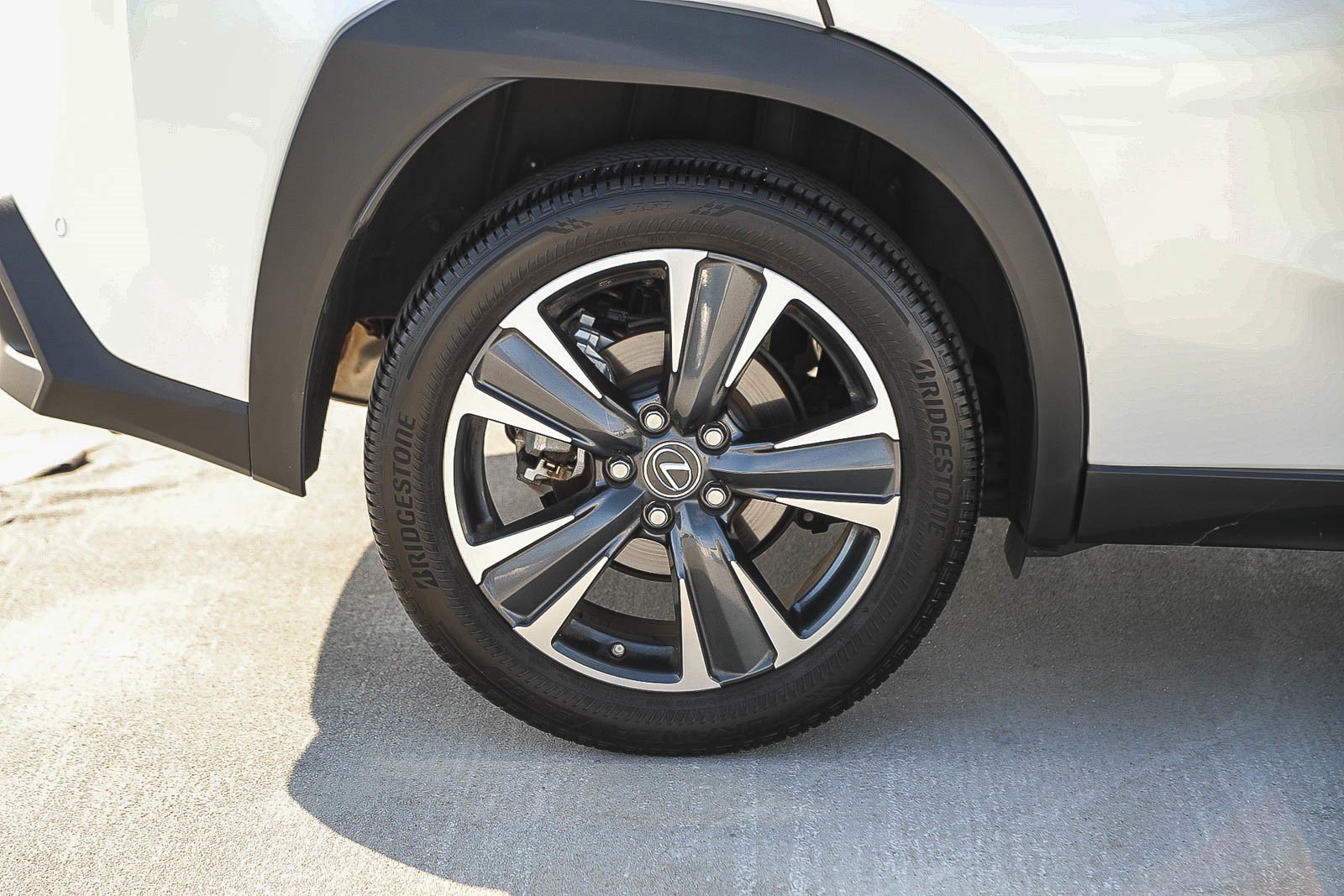 Used 2024 Lexus UX 250h FWD image 11