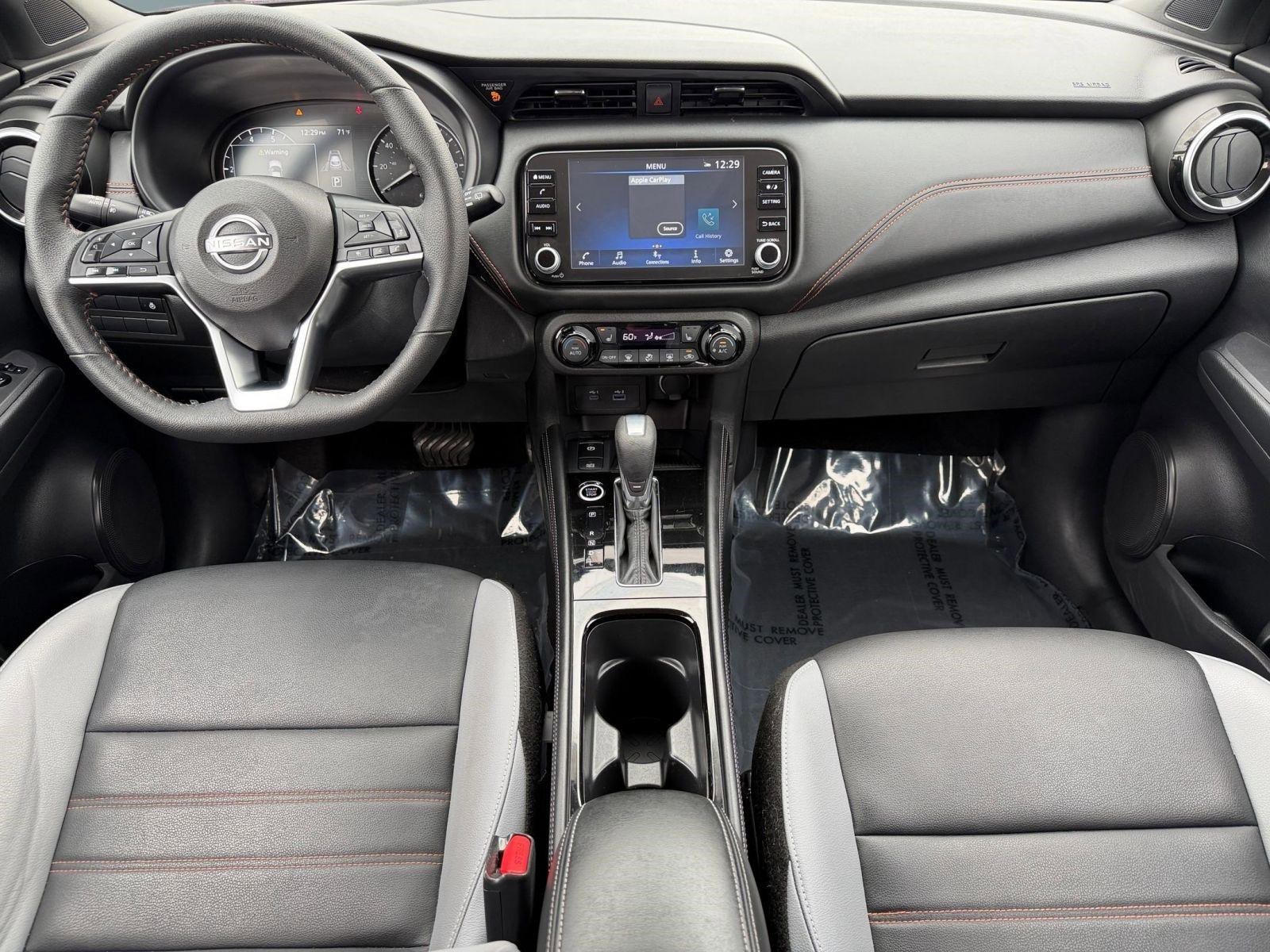 Used 2023 Nissan Kicks SR w/ SR Premium Package image 15