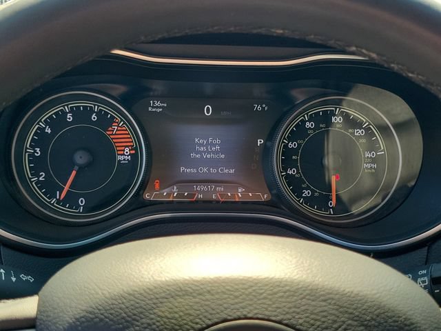 Used 2021 Jeep Cherokee Latitude Lux w/ Comfort/Convenience Group AWD/4WD image 14