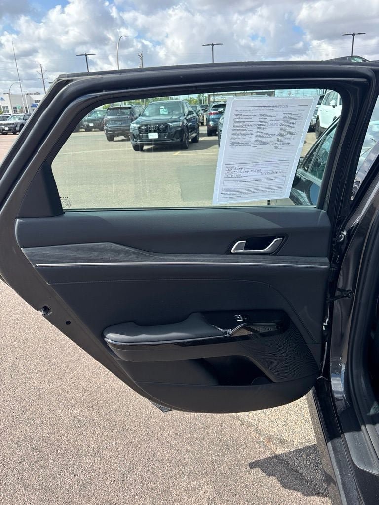 Used 2025 Kia K5 EX FWD image 24