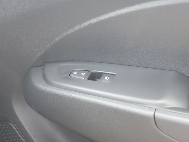 New 2026 Hyundai Venue SE FWD image 30