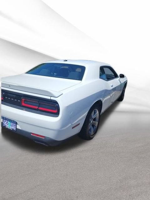 Used 2020 Dodge Challenger SXT RWD image 6
