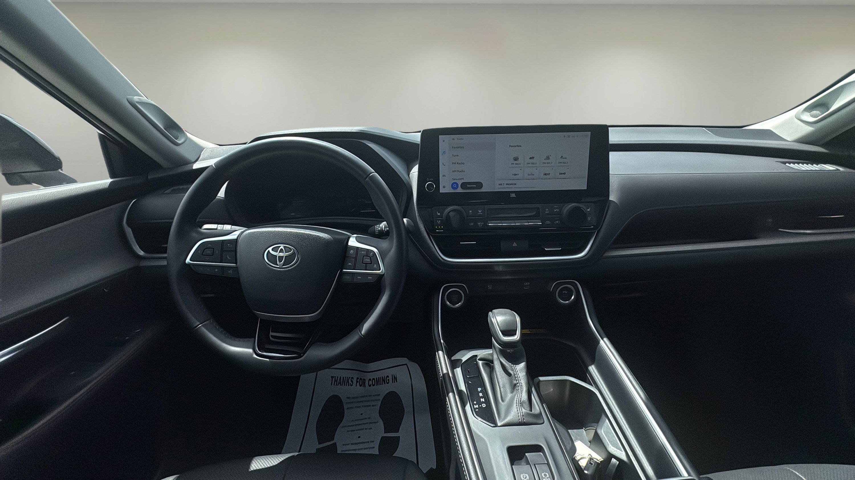 Used 2024 Toyota Grand Highlander AWD image 10