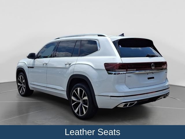 Used 2024 Volkswagen Atlas SEL Premium R-Line AWD/4WD image 5