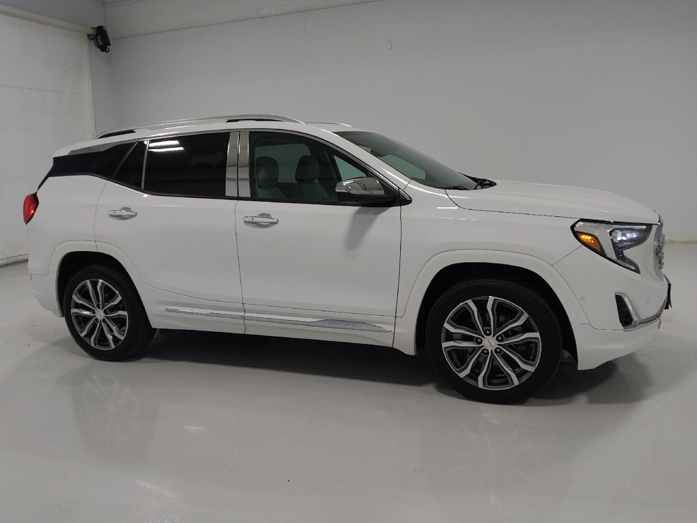 Used 2019 GMC Terrain Denali w/ Advanced Safety Package AWD/4WD image 11