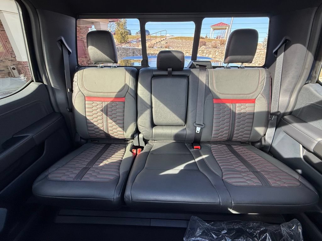New 2025 Ford F150 Lariat w/ Equipment Group 502A High AWD/4WD image 32