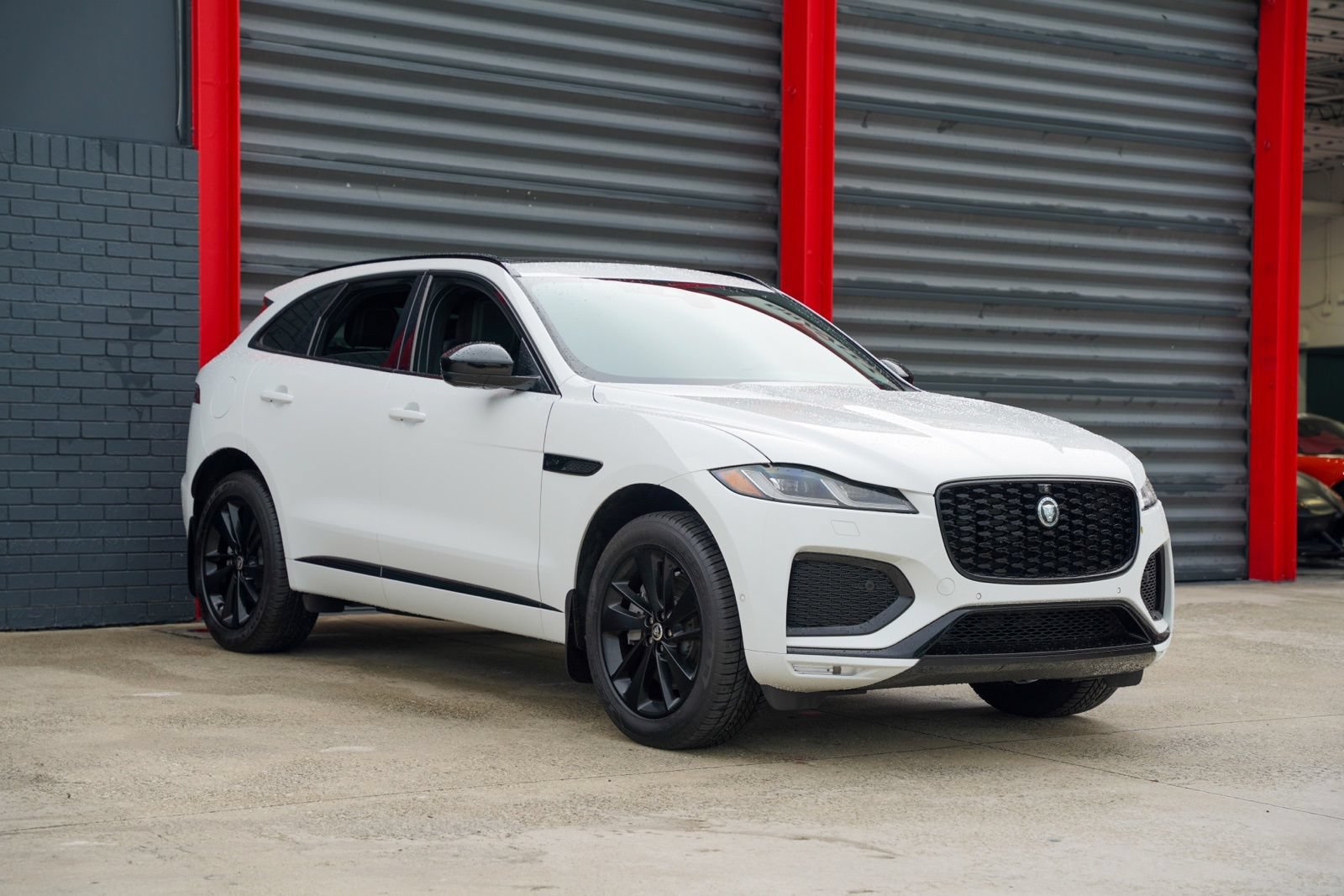 Used 2026 Jaguar F-PACE R-Dynamic S AWD/4WD image 8