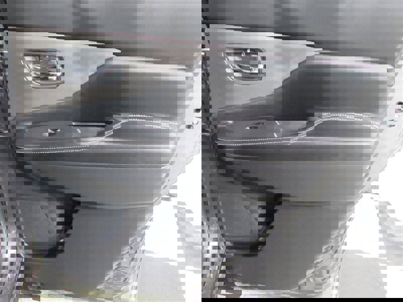 Used 2023 Nissan Murano SV image 87