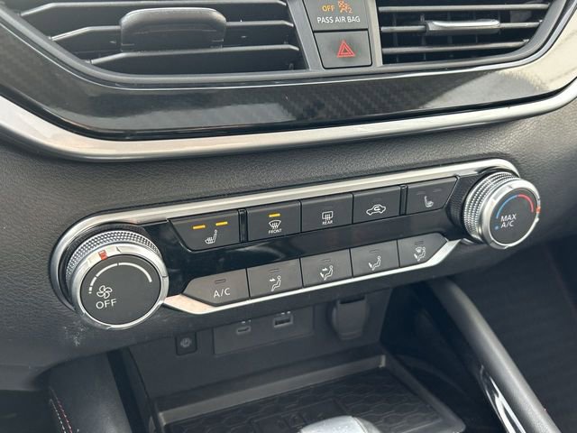 Used 2023 Nissan Altima 2.5 SR w/ SR Premium Package image 22