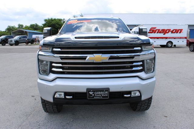 Used 2020 Chevrolet Silverado 2500 High Country w/ Z71 Off-Road Package AWD/4WD image 2