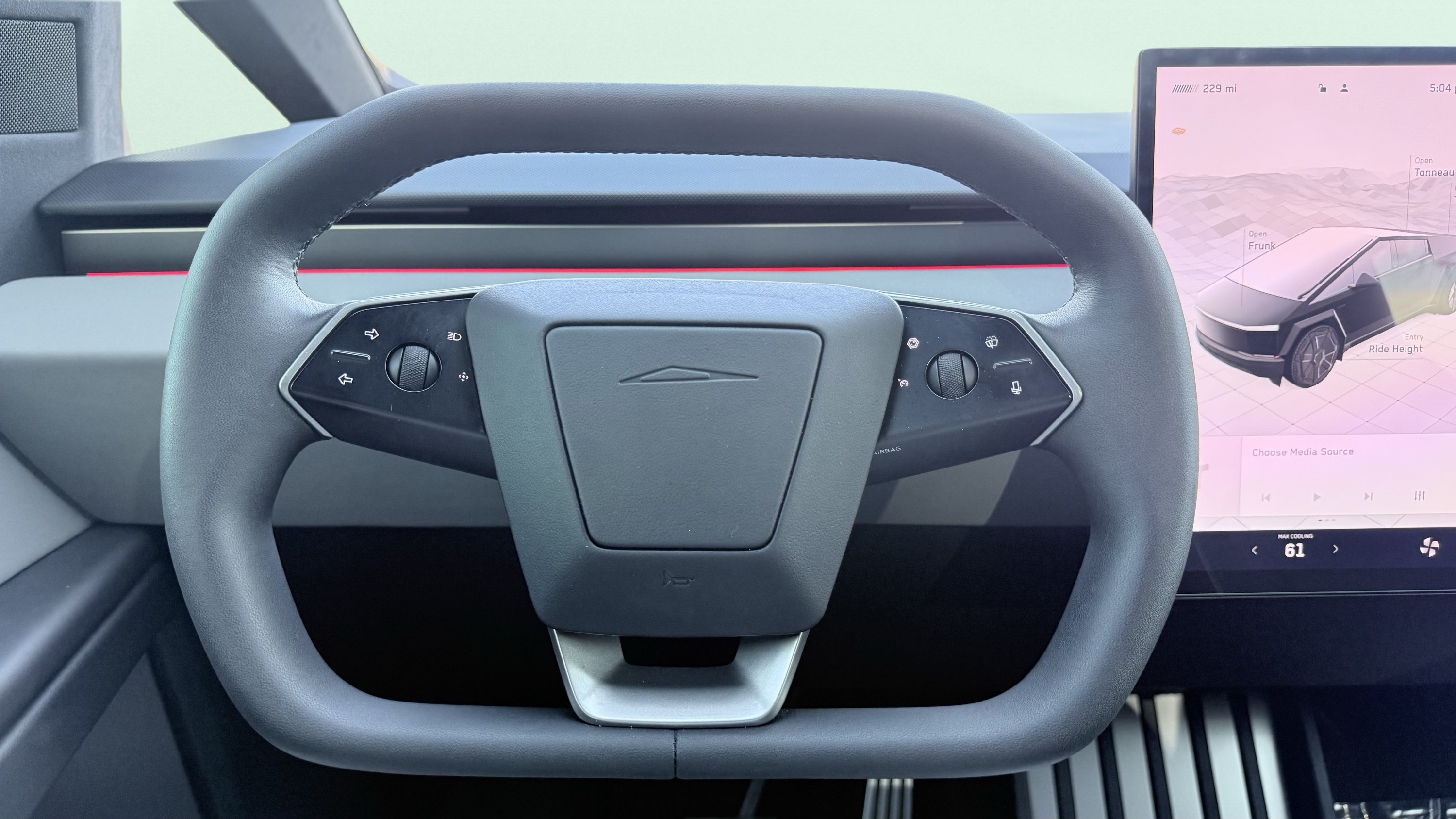 Used 2024 Tesla Cybertruck AWD Crew Cab image 57