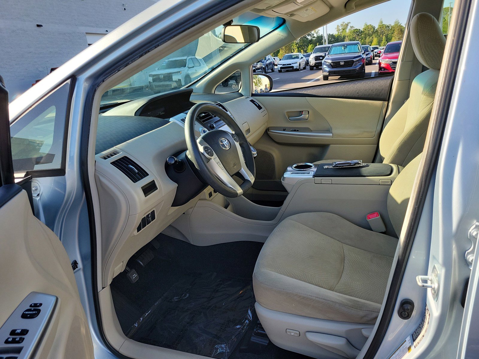 Used 2013 Toyota Prius V Two FWD image 15