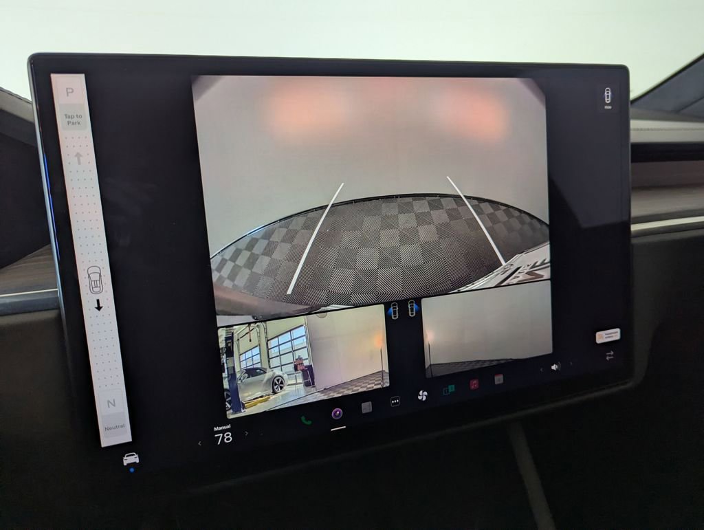 Used 2023 Tesla Model X image 73