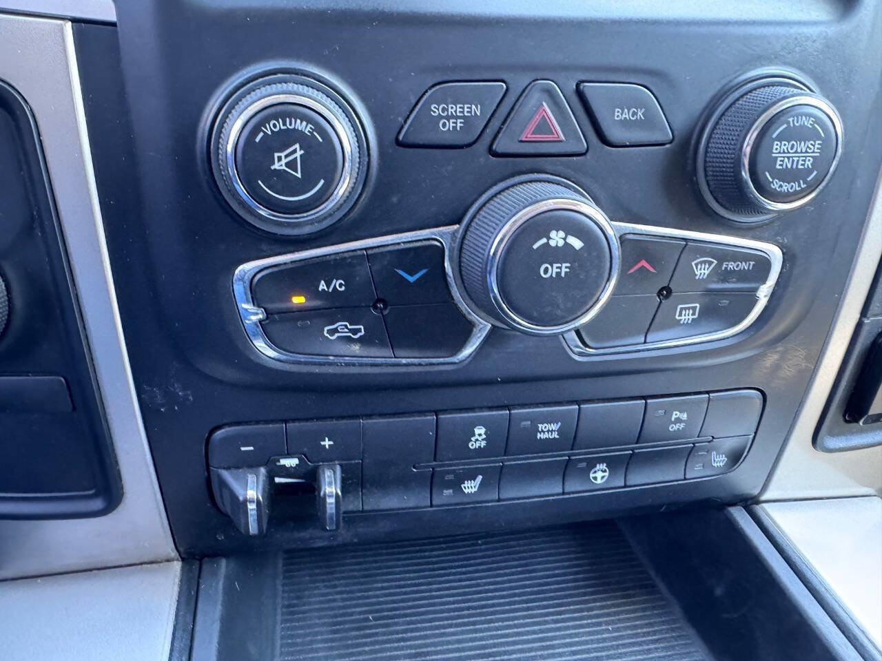 Used 2015 RAM 2500 Big Horn image 15