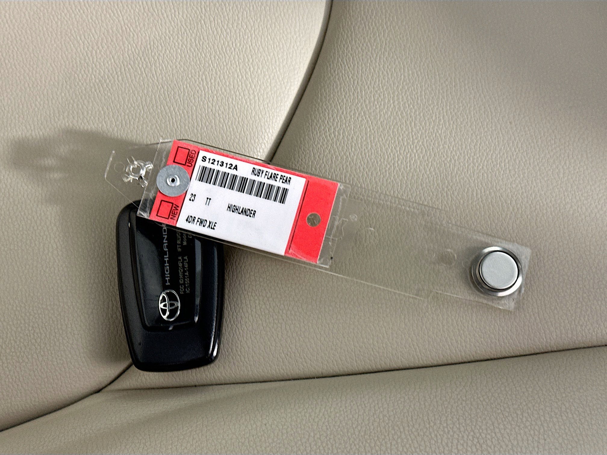 Used 2023 Toyota Highlander XLE image 33