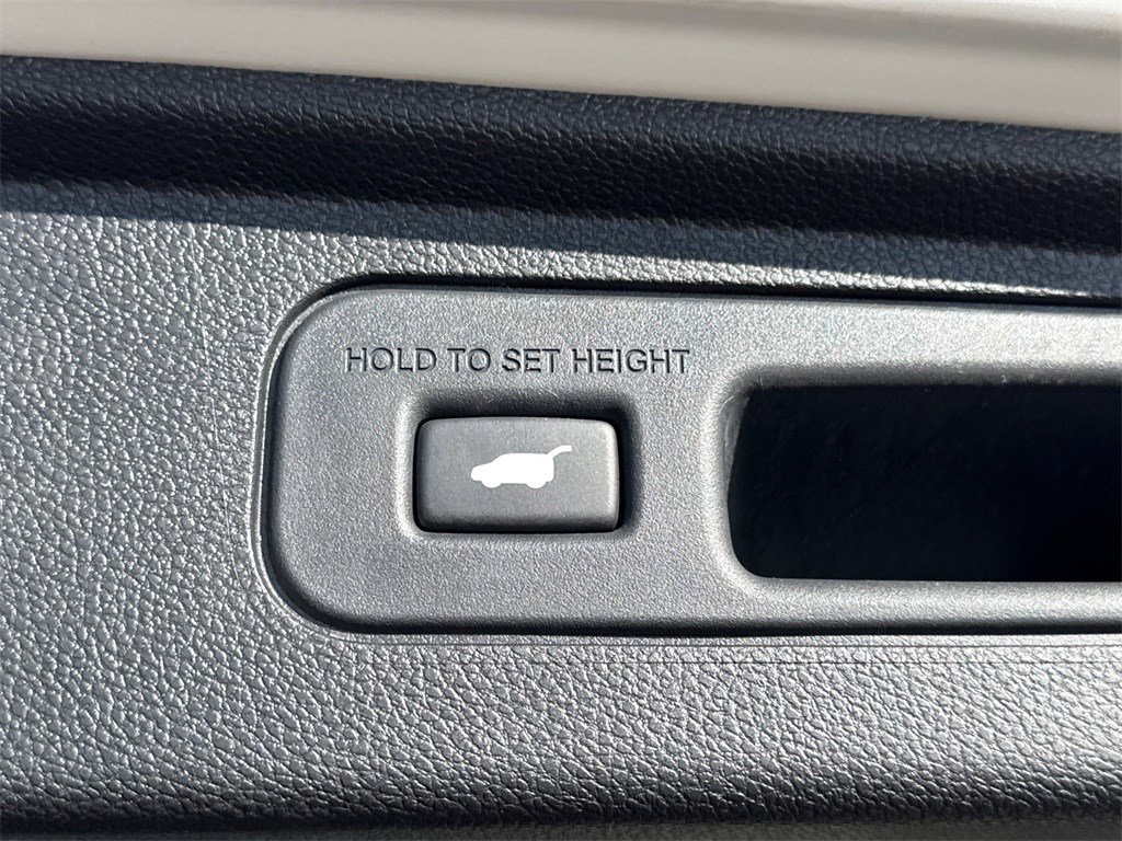 Certified 2025 Honda Odyssey Elite image 17