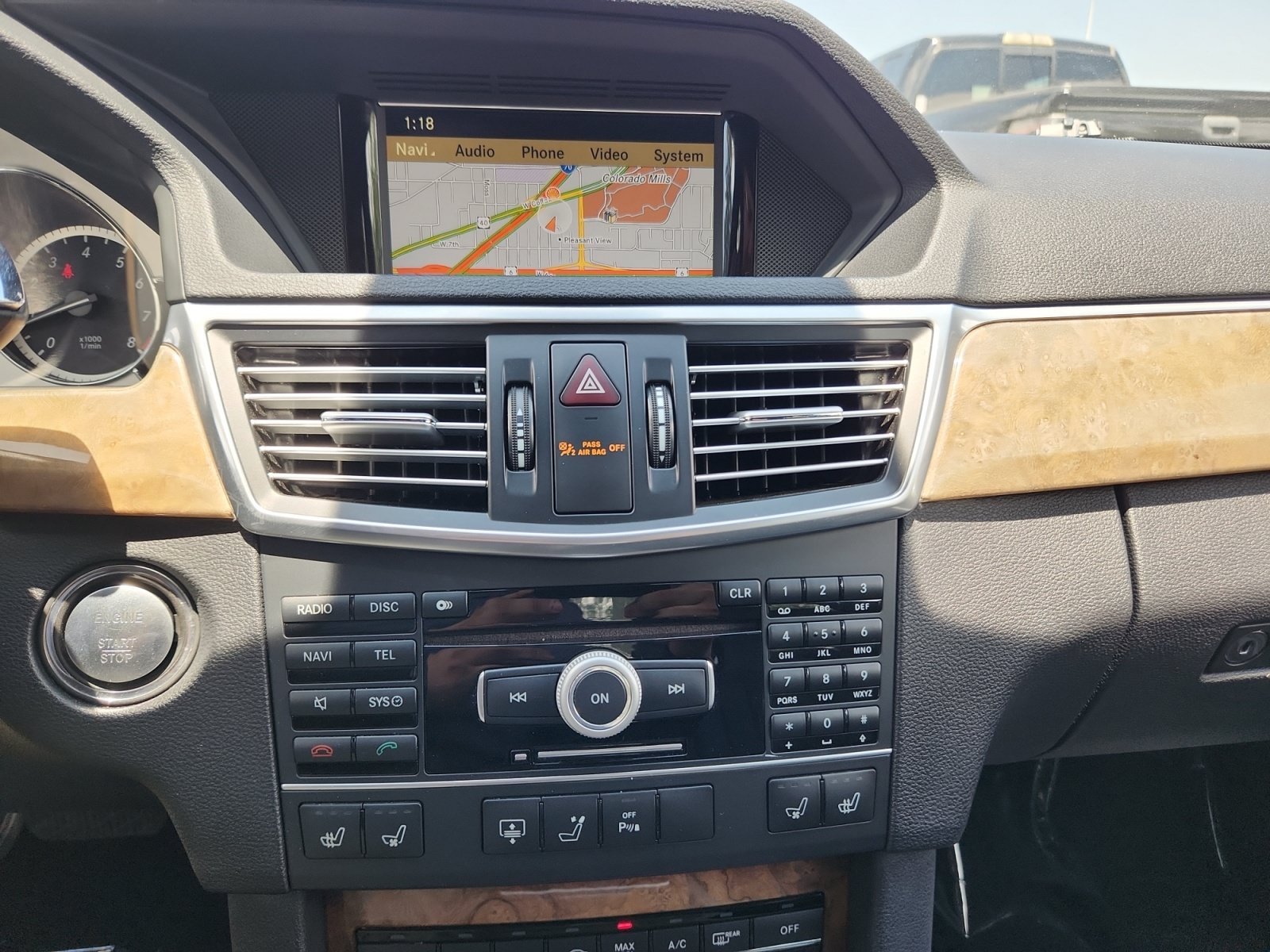 Used 2011 Mercedes-Benz E 550 4MATIC Sedan image 12