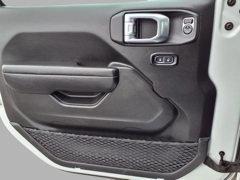 Certified 2024 Jeep Wrangler Sport S image 18